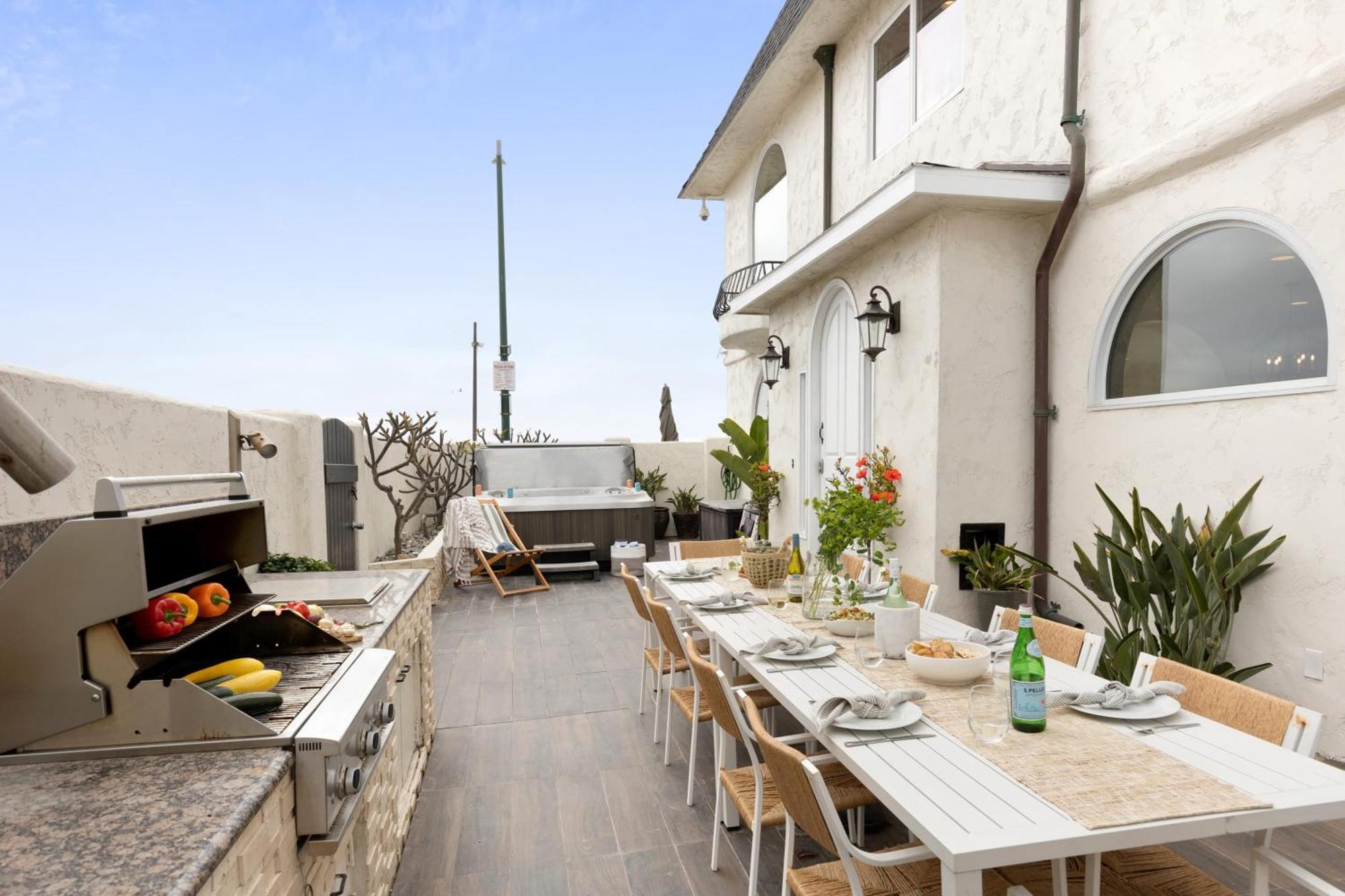 Shoreline By Avantstay Spectacular Beachfront W Fire Pit Pool Table