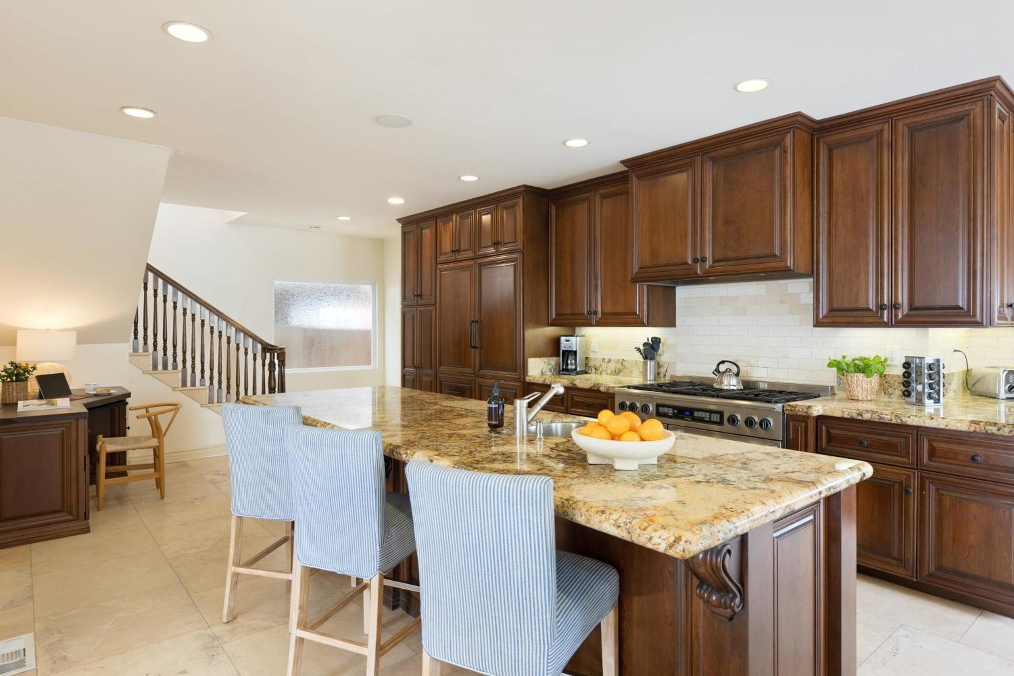 Shoreline By Avantstay Spectacular Beachfront W Fire Pit Pool Table Holiday home San Diego