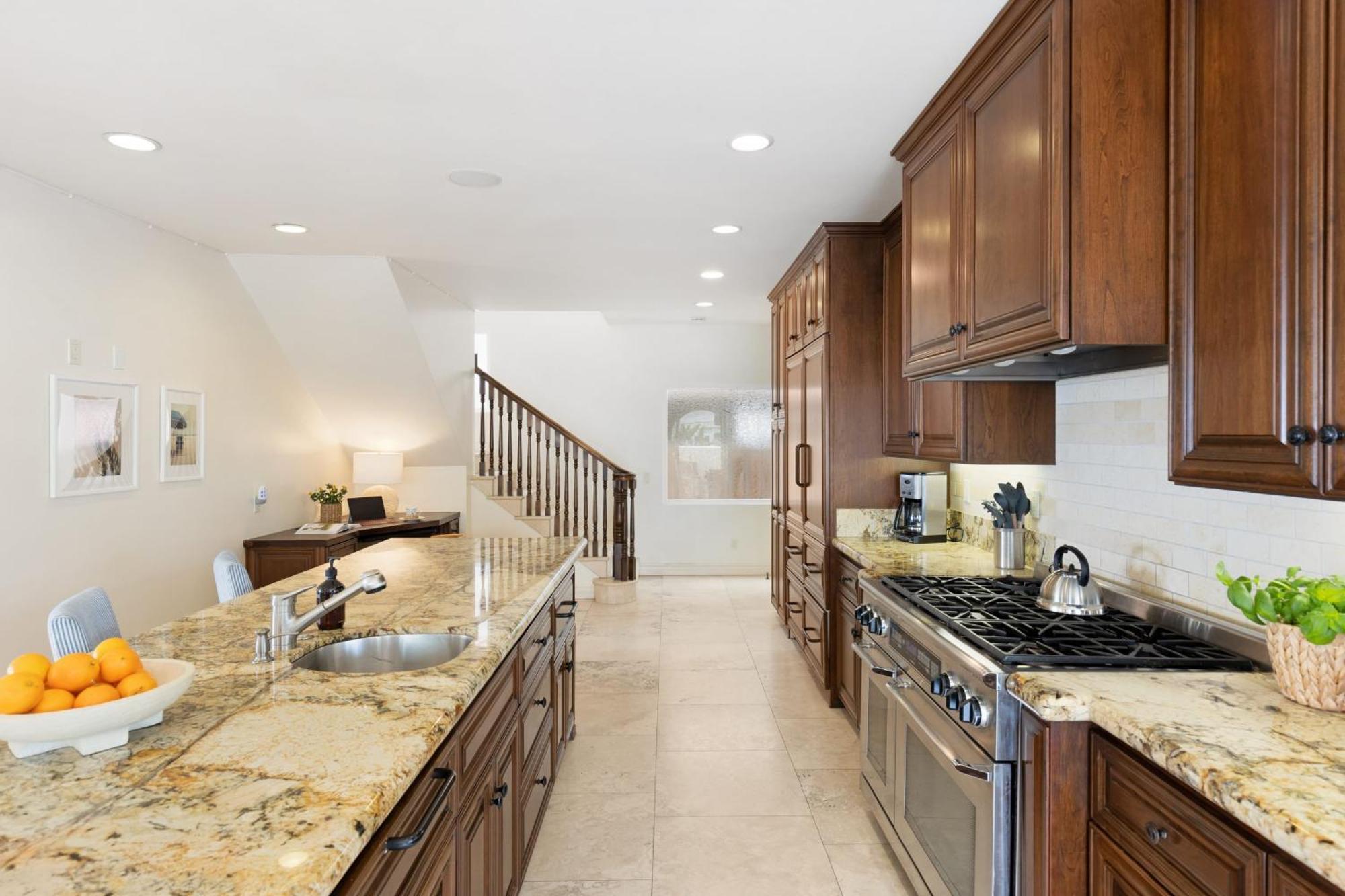Shoreline By Avantstay Spectacular Beachfront W Fire Pit Pool Table Holiday home San Diego
