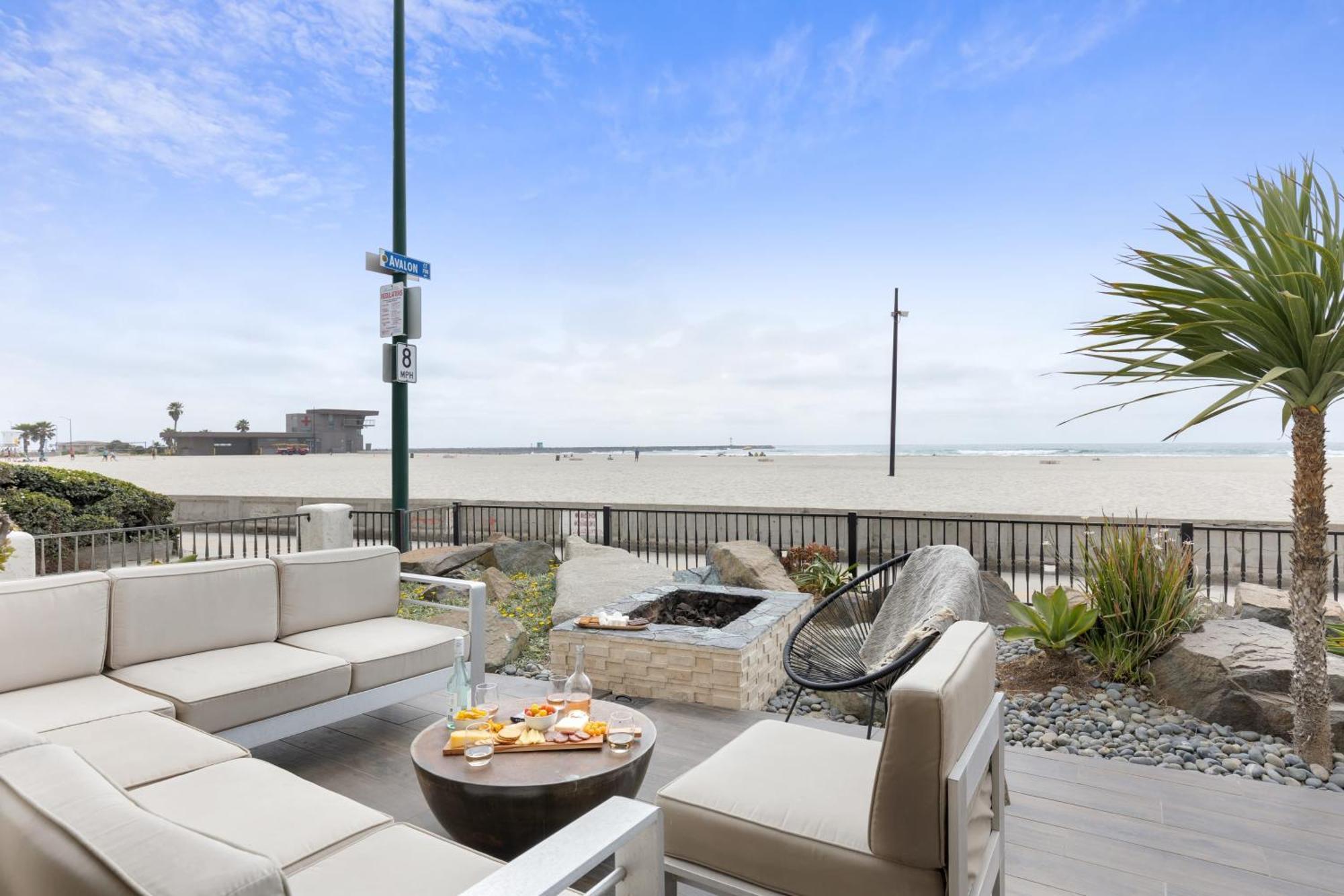 Shoreline By Avantstay Spectacular Beachfront W Fire Pit Pool Table San Diego
